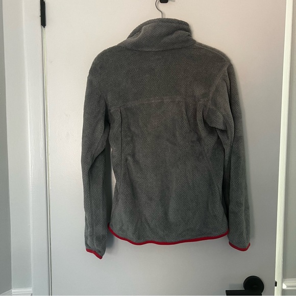 Patagonia Snap Fleece Grey/Hot Pink Sweater - Picture 3 of 4